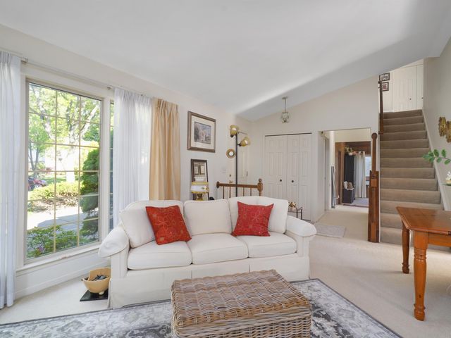 21934 Shadybrook Drive, Novi, MI 48375
