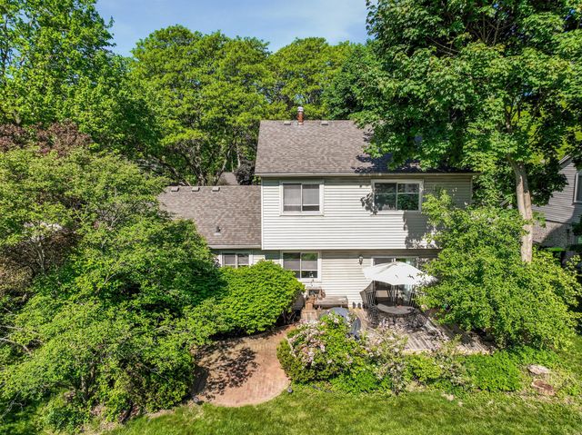 21934 Shadybrook Drive, Novi, MI 48375