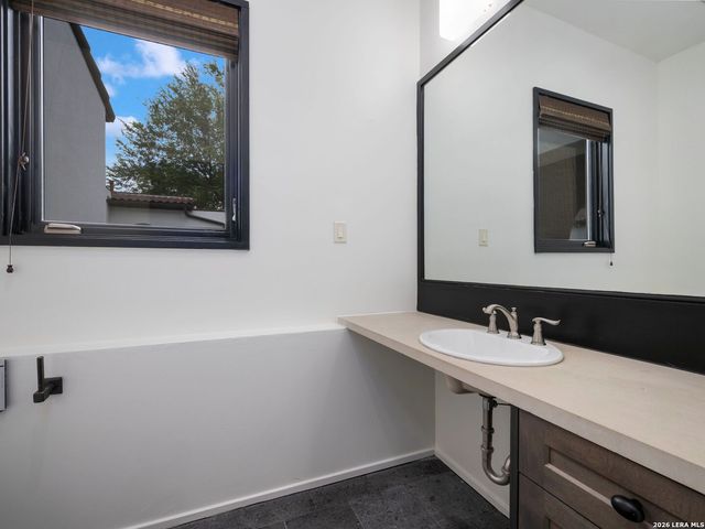 530 Geneseo Road, San Antonio, TX 78209