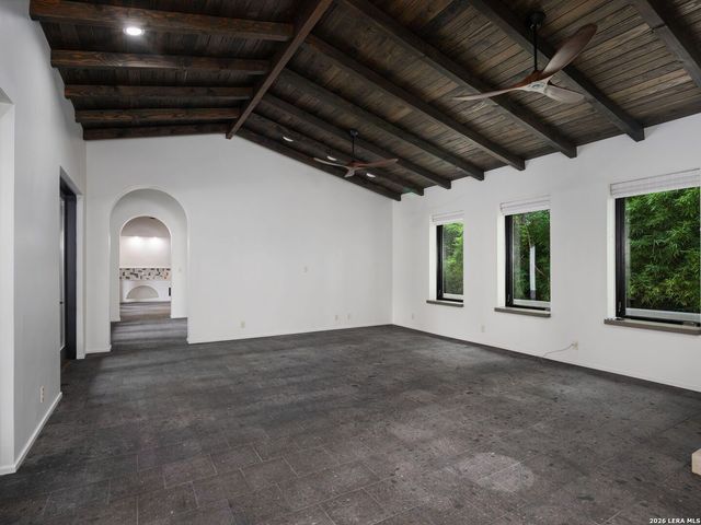530 Geneseo Road, San Antonio, TX 78209