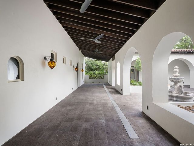 530 Geneseo Road, San Antonio, TX 78209