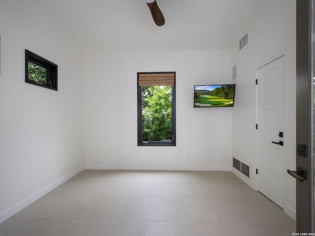 530 Geneseo Road, San Antonio, TX 78209