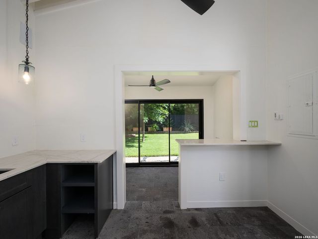 530 Geneseo Road, San Antonio, TX 78209