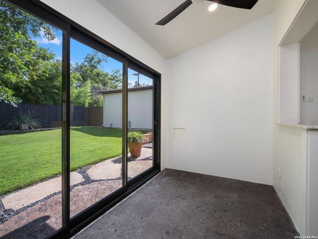 530 Geneseo Road, San Antonio, TX 78209