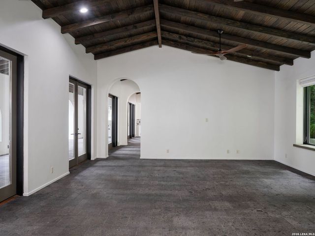 530 Geneseo Road, San Antonio, TX 78209
