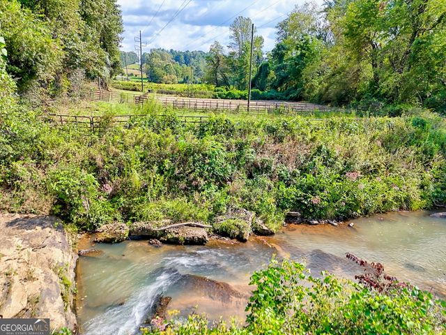 7118 Old 441 S, Lakemont, GA 30552