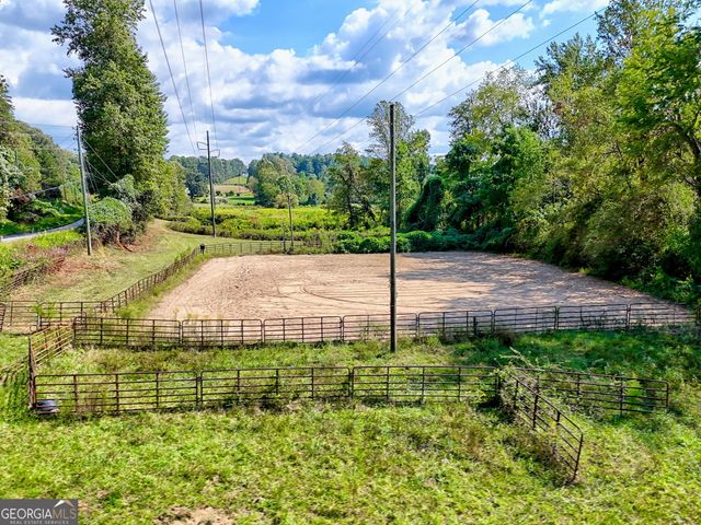 7118 Old 441 S, Lakemont, GA 30552