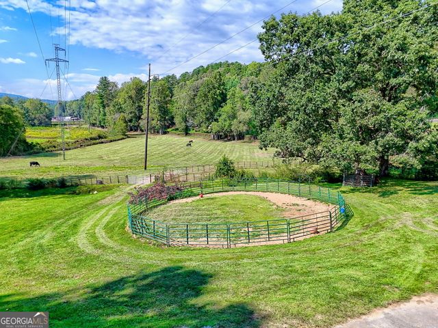 7118 Old 441 S, Lakemont, GA 30552