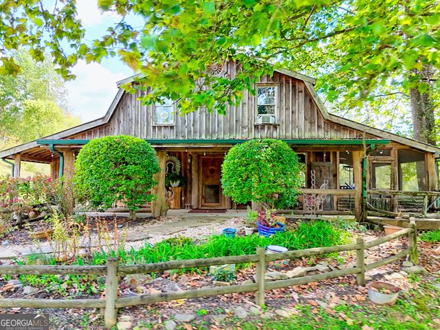 7118 Old 441 S, Lakemont, GA 30552