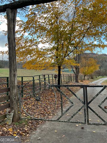 7118 Old 441 S, Lakemont, GA 30552
