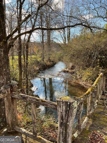 7118 Old 441 S, Lakemont, GA 30552