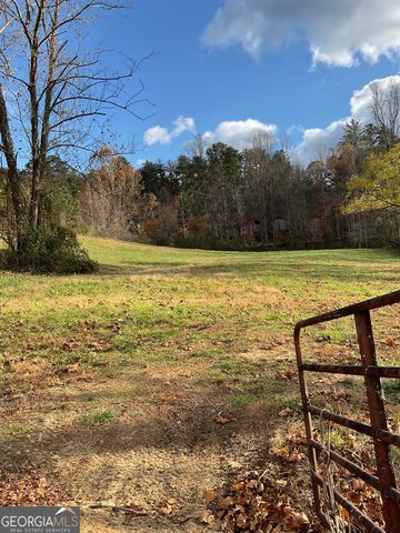 7118 Old 441 S, Lakemont, GA 30552