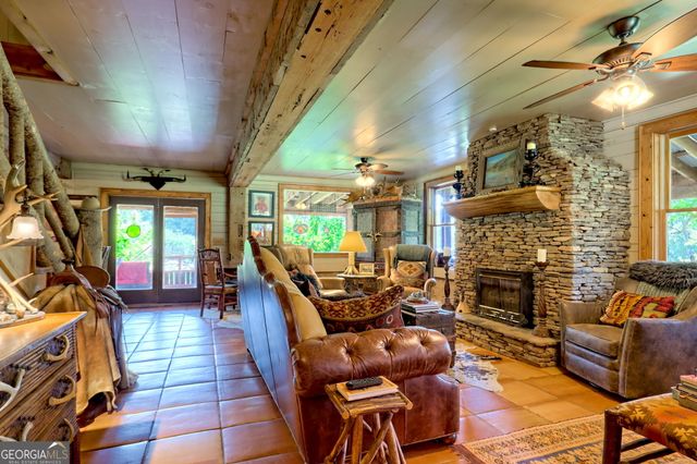 7118 Old 441 S, Lakemont, GA 30552