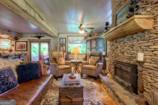 7118 Old 441 S, Lakemont, GA 30552