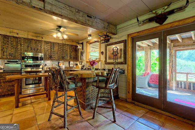 7118 Old 441 S, Lakemont, GA 30552