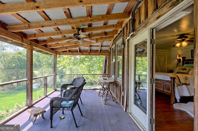 7118 Old 441 S, Lakemont, GA 30552