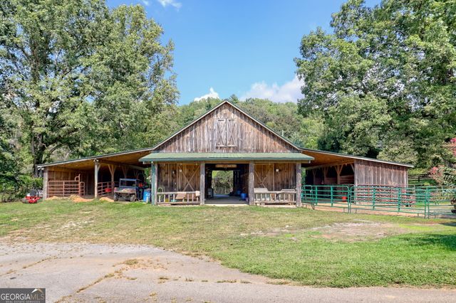 7118 Old 441 S, Lakemont, GA 30552