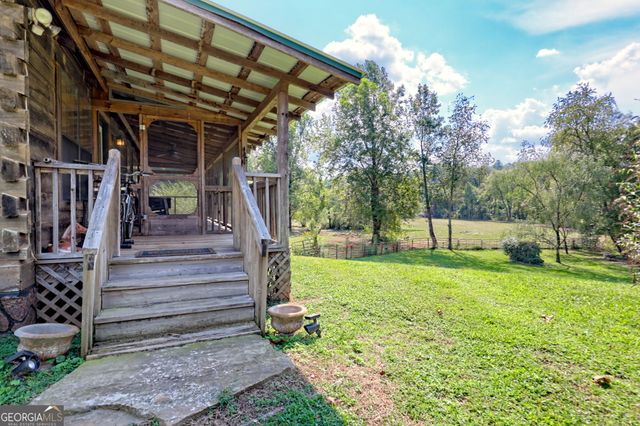 7118 Old 441 S, Lakemont, GA 30552