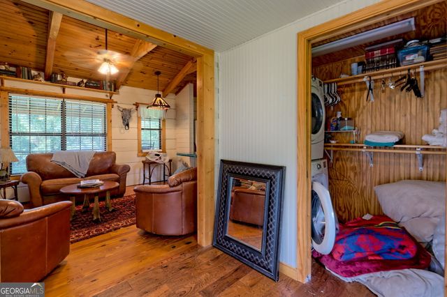 7118 Old 441 S, Lakemont, GA 30552