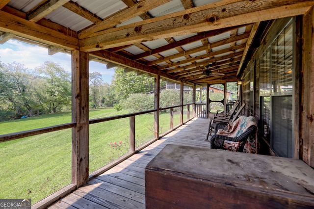 7118 Old 441 S, Lakemont, GA 30552