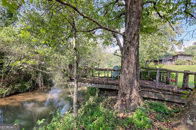 7118 Old 441 S, Lakemont, GA 30552