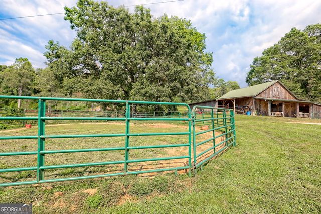 7118 Old 441 S, Lakemont, GA 30552