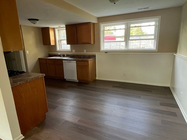 2020 Exeter Avenue, Loves Park, IL 61111