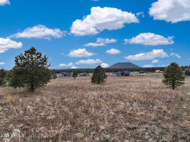 9025 N Snowbowl Ranch Road 5, Flagstaff, AZ 86001