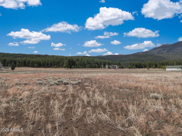9025 N Snowbowl Ranch Road 5, Flagstaff, AZ 86001