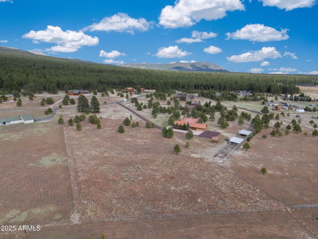 9025 N Snowbowl Ranch Road 5, Flagstaff, AZ 86001