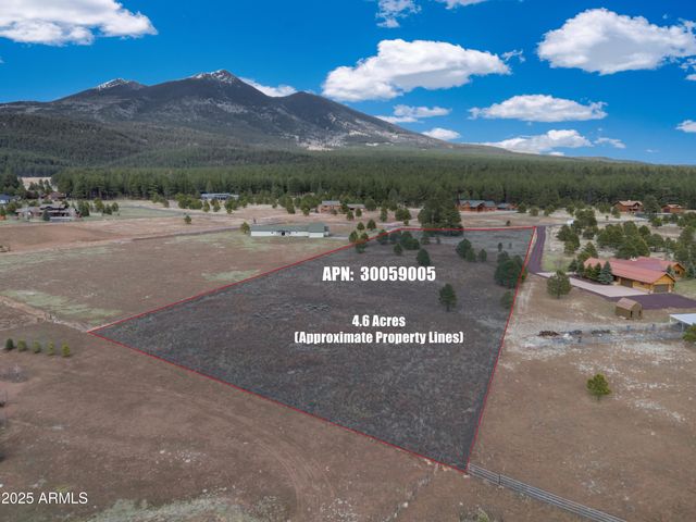 9025 N Snowbowl Ranch Road 5, Flagstaff, AZ 86001
