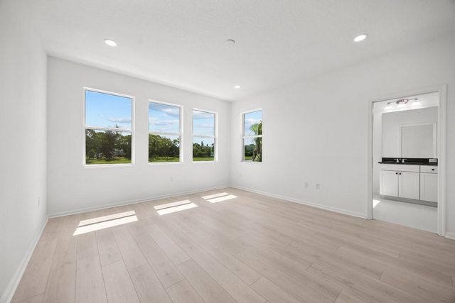 4520 Longwood Lake Square, Westlake, FL 33470