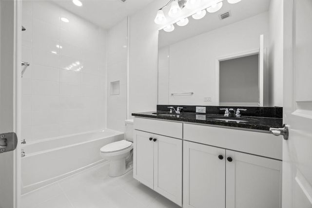 4520 Longwood Lake Square, Westlake, FL 33470