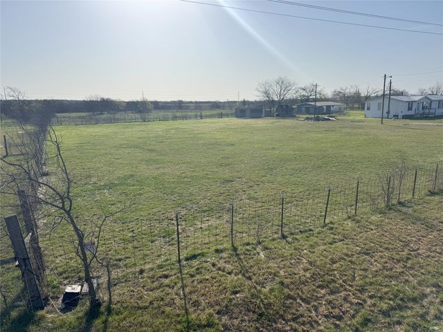 5712 Andy N, Joshua, TX 76058