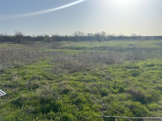 5712 Andy N, Joshua, TX 76058