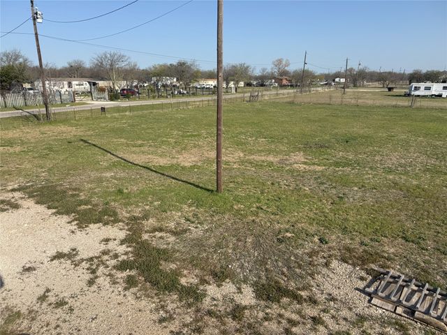 5712 Andy N, Joshua, TX 76058