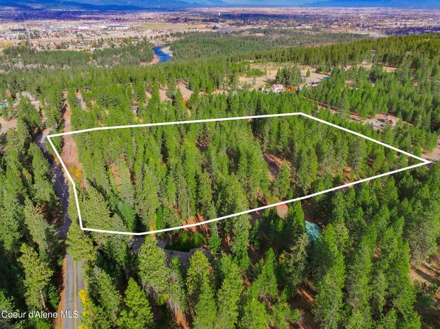 694 S SIGNAL POINT RD, Post Falls, ID 83854
