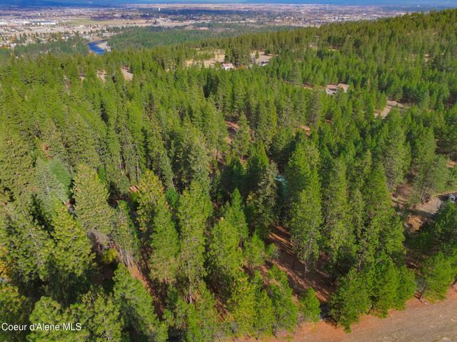 694 S SIGNAL POINT RD, Post Falls, ID 83854
