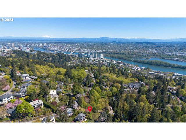 Sw WESTWOOD Ct, Portland, OR 97239