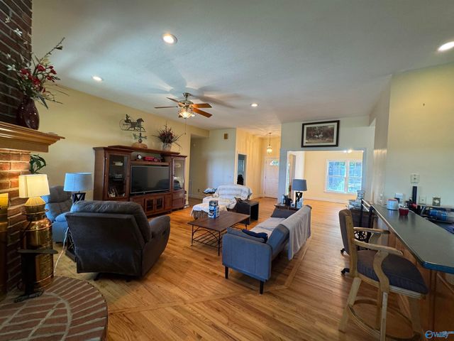 760 Range Road, Gurley, AL 35748