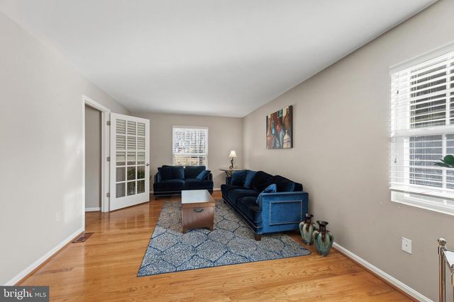 7742 LAKE SHORE DR, Owings, MD 20736