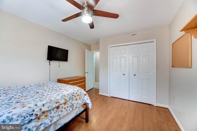 7742 LAKE SHORE DR, Owings, MD 20736