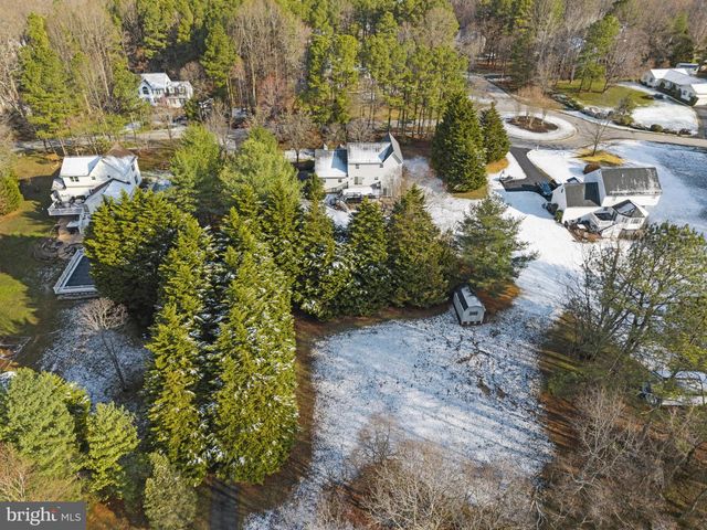 7742 LAKE SHORE DR, Owings, MD 20736