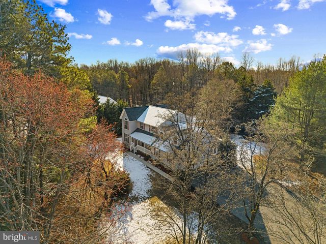 7742 LAKE SHORE DR, Owings, MD 20736