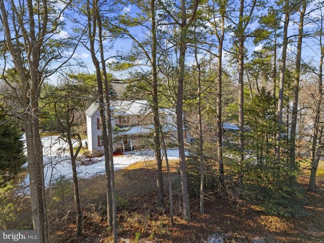 7742 LAKE SHORE DR, Owings, MD 20736