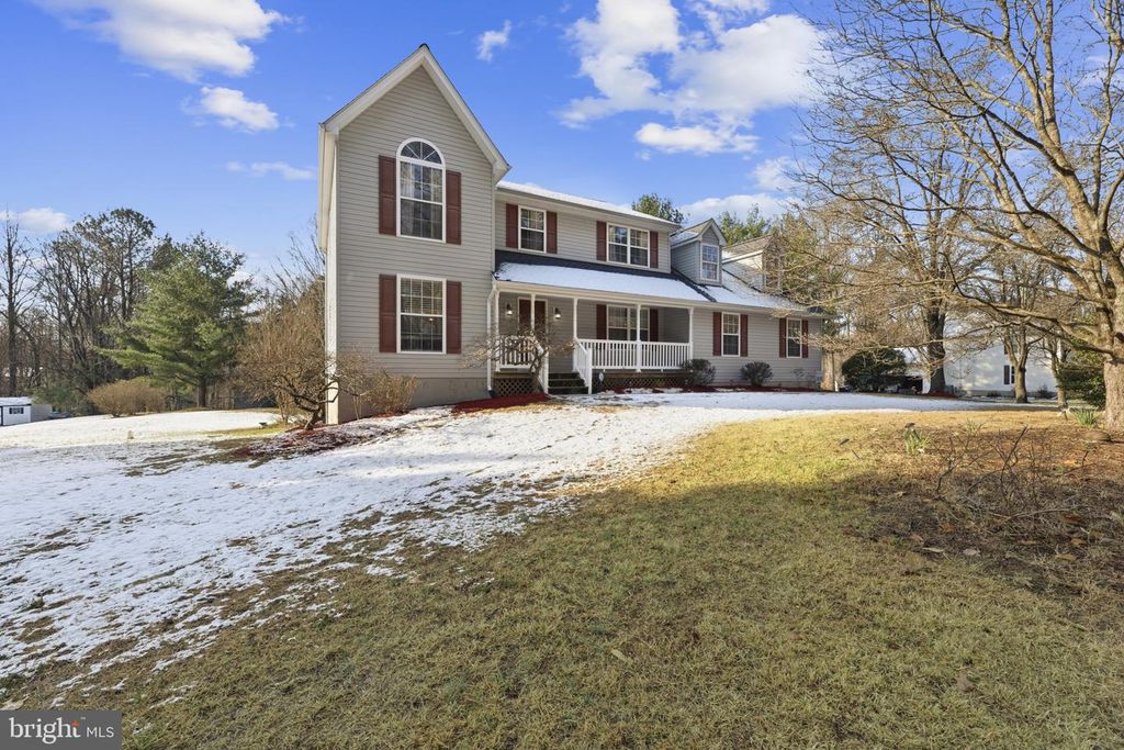 7742 LAKE SHORE DR, Owings, MD 20736