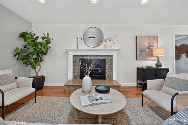 11331 Reagan, Los Alamitos, CA 90720