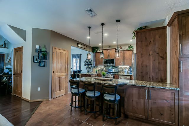 6223 Zaltana Road NW, Albuquerque, NM 87120