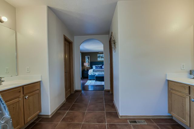 6223 Zaltana Road NW, Albuquerque, NM 87120