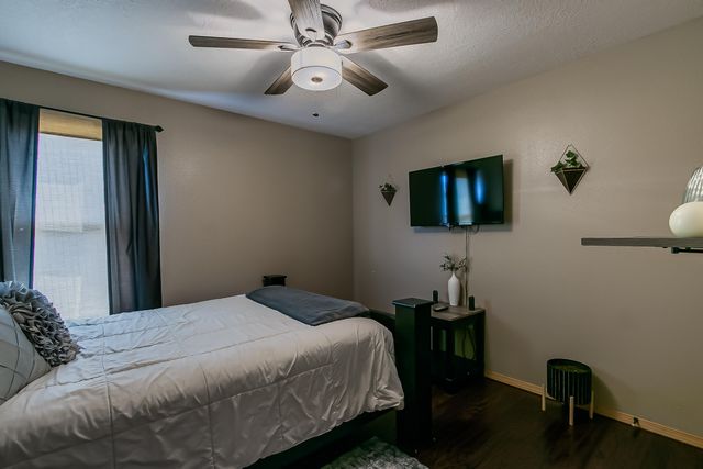 6223 Zaltana Road NW, Albuquerque, NM 87120